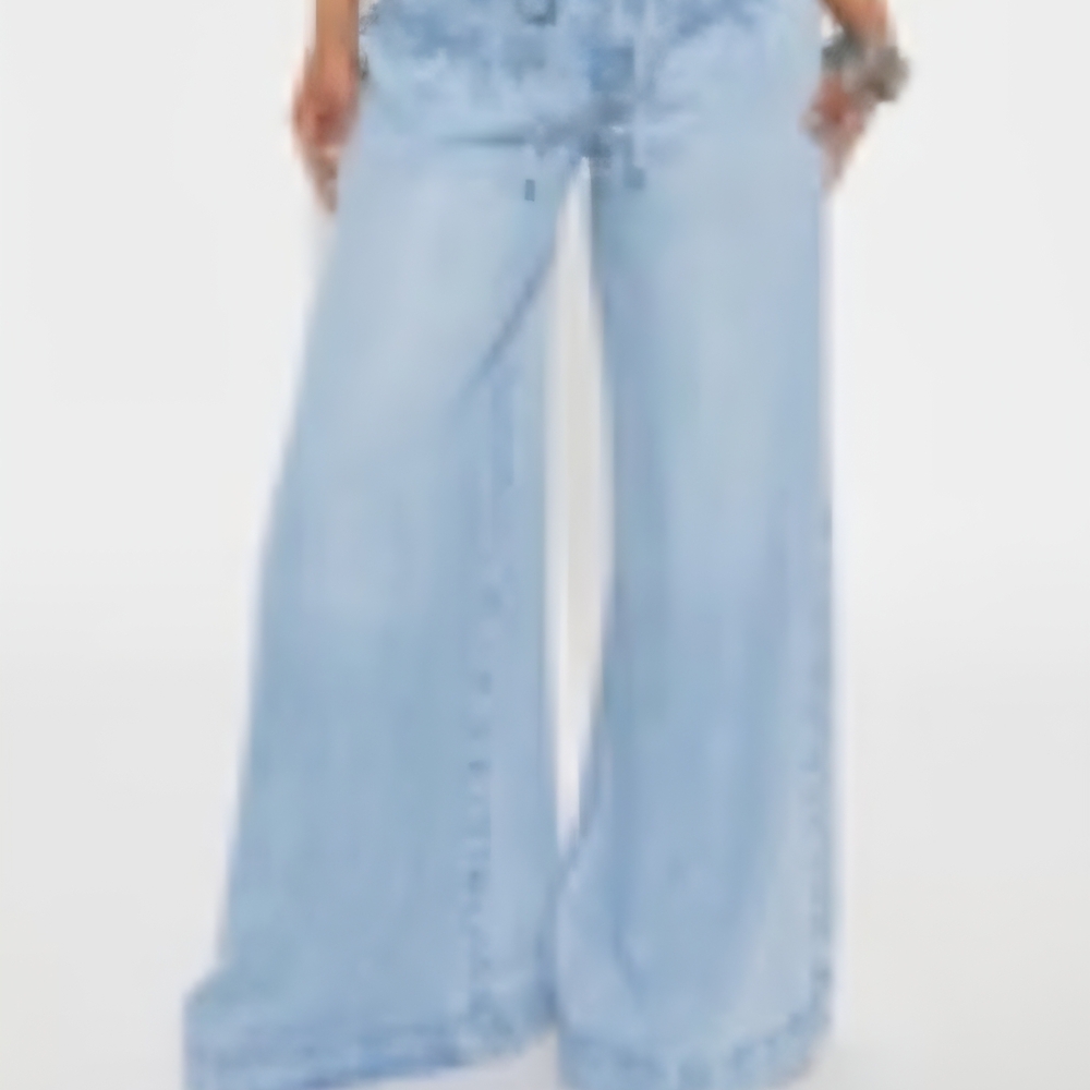 Wide Leg Light Blue Jeans for Women